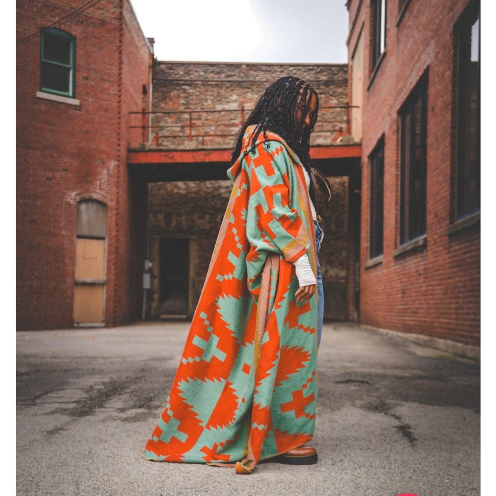 Muti colored hooded cardigan